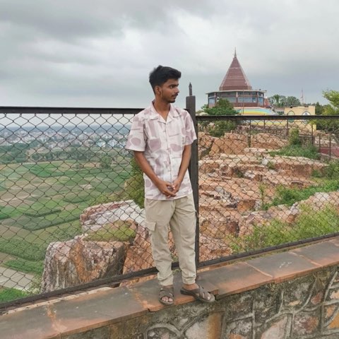 From hills to holy vibes — memories that hit different 🌿📸🛕