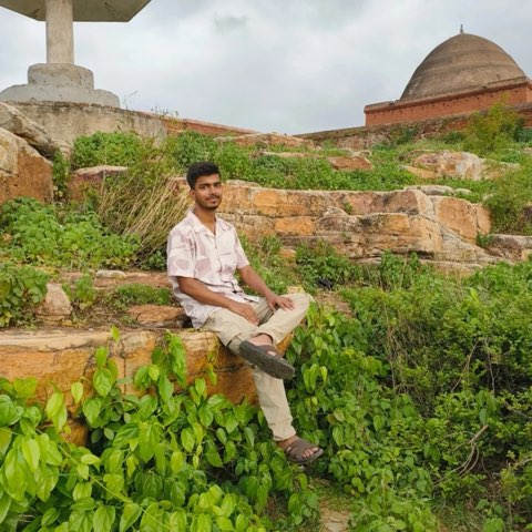 From hills to holy vibes — memories that hit different 🌿📸🛕